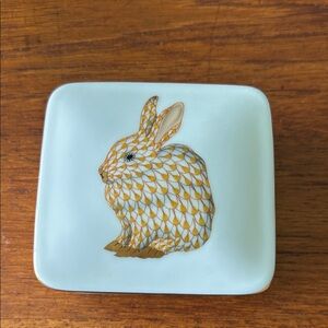 Herend Porcelain Dish with Gold and White Rabbit Design